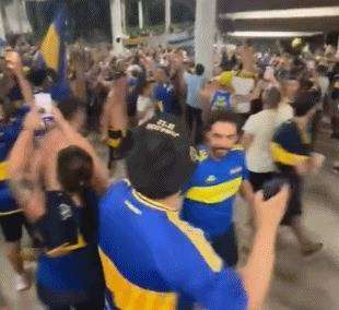 西圣巴巴拉捷报频传，终以小组出局告终