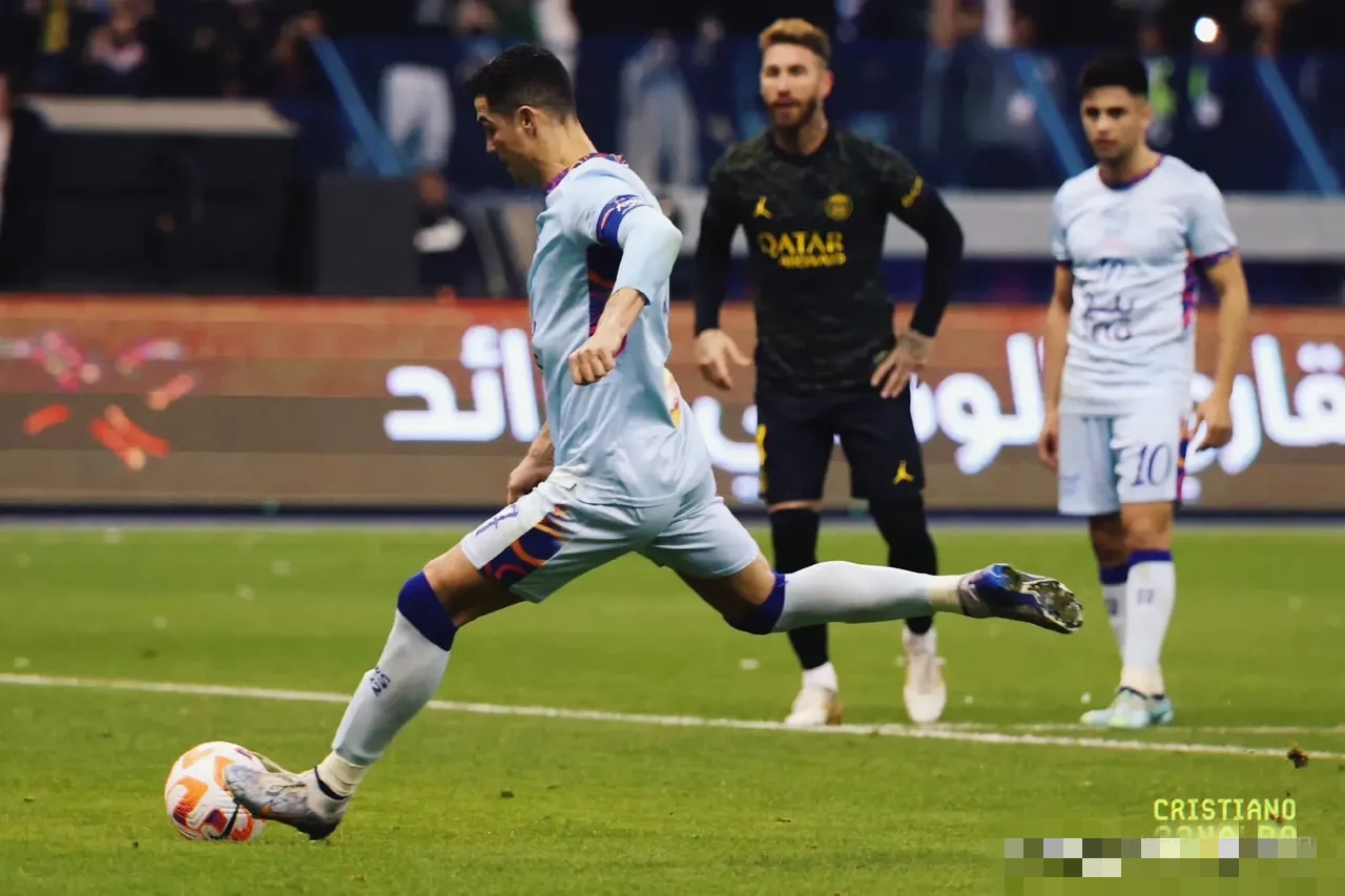 包含巴黎圣日耳曼替补上场改变战局，C罗防线瞬间崩溃！的词条