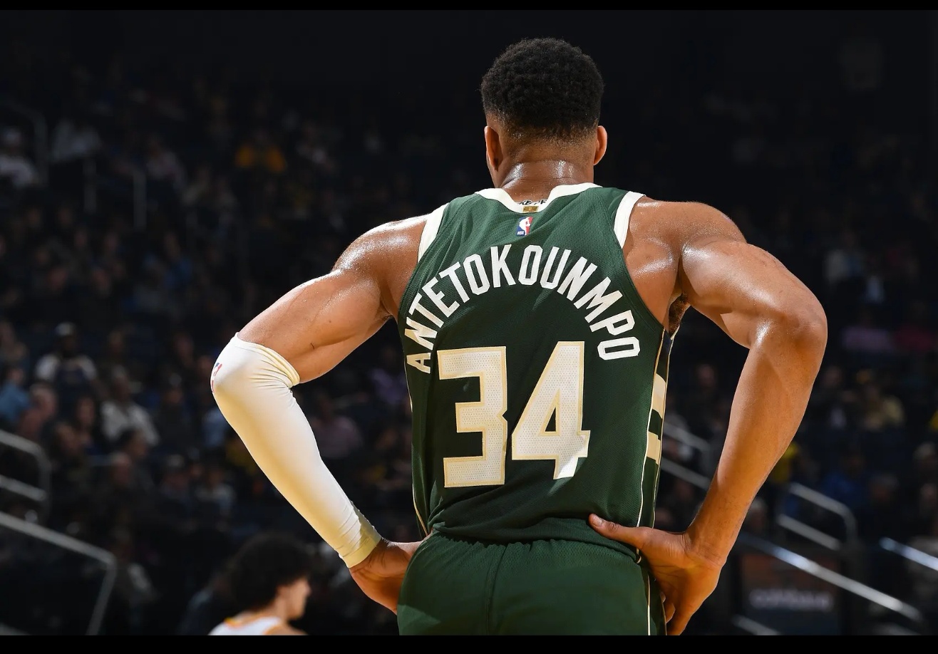 字母哥连续三场比赛得分超过大胜，利物浦挑战极限！的简单介绍